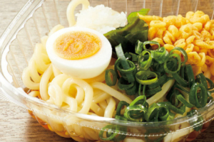 セブン‐イレブンうどん6選！CMで話題の冷やしや明太子も｜カロリー掲載